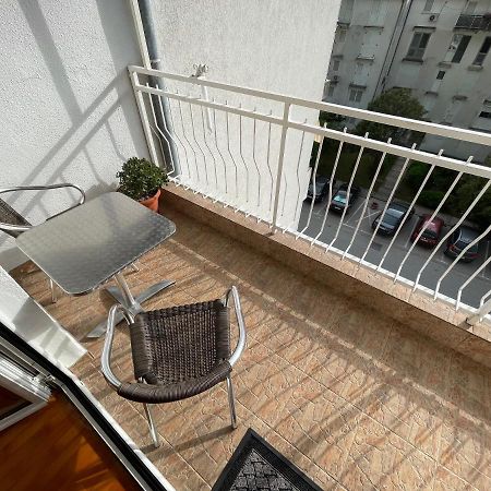 Aquarium Apartment Kotor Luaran gambar