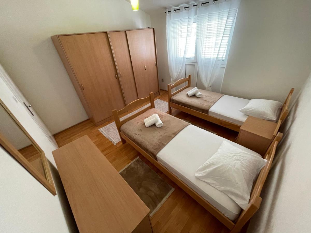 Aquarium Apartment Kotor Luaran gambar